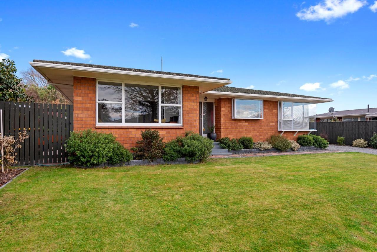 Leave Of Absence - Christchurch Holiday Home Exterior photo